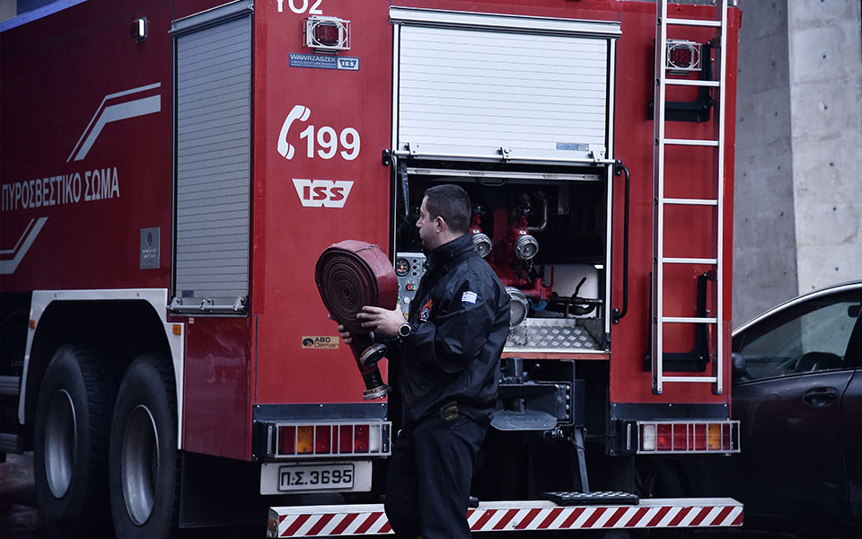 τρίκαλα-στις-φλόγες-τυλίχθηκε-σπίτι-σ-561690901