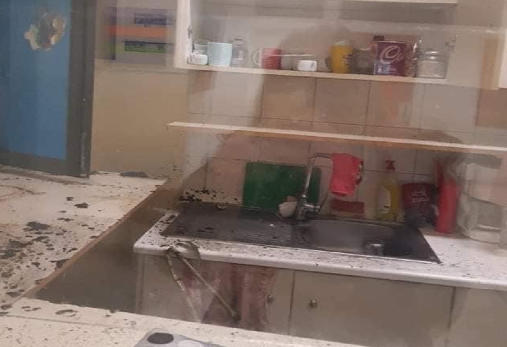 Θεσσαλονίκη: Άγνωστοι προκάλεσαν φθορές στο κυλικείο του 6ου Γυμνασίου Νικόπολης (εικόνες)-2