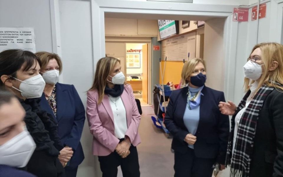 κορωνοϊός-παίδων-πεντέλης-για-πρώτ-561662770