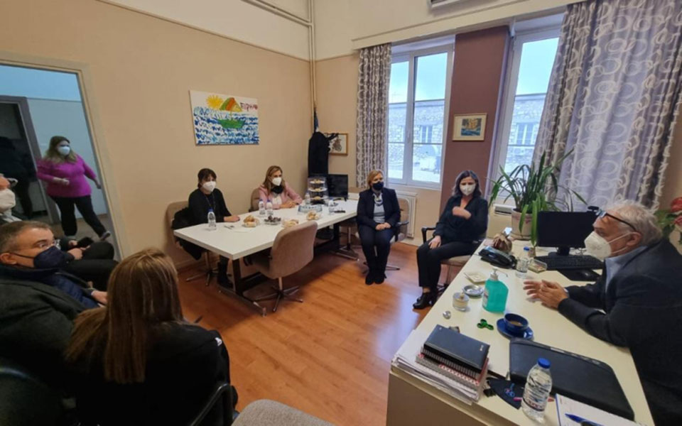 Κορωνοϊός – Παίδων Πεντέλης: Για πρώτη φορά mega εμβολιαστικό κέντρο μέσα σε νοσοκομείο-2