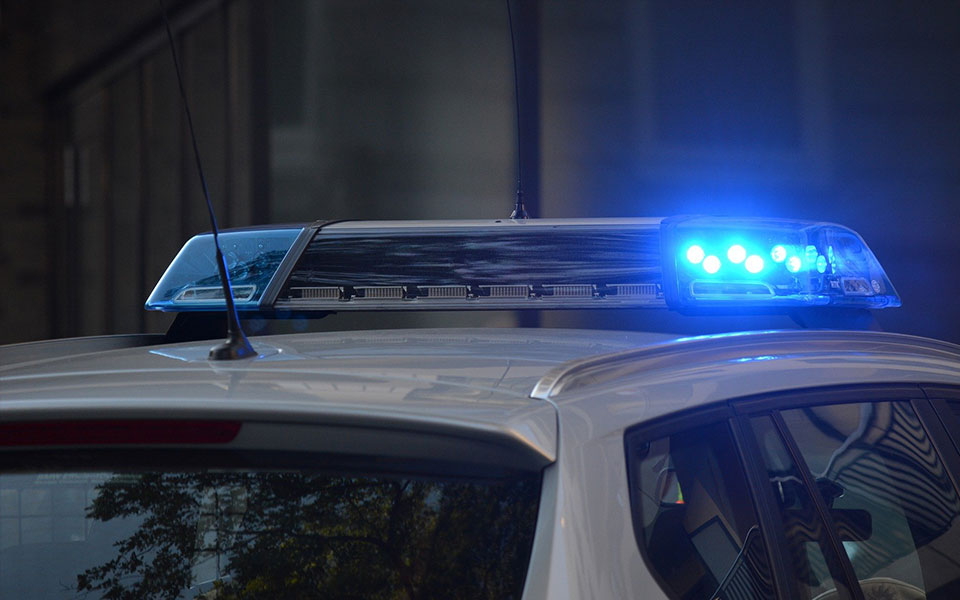 γεννηματάς-άνδρας-κρατούσε-μαχαίρι-κ-561669766