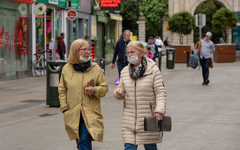 ιρλανδία-έτοιμη-να-χαλαρώσει-τους-περ-561679975