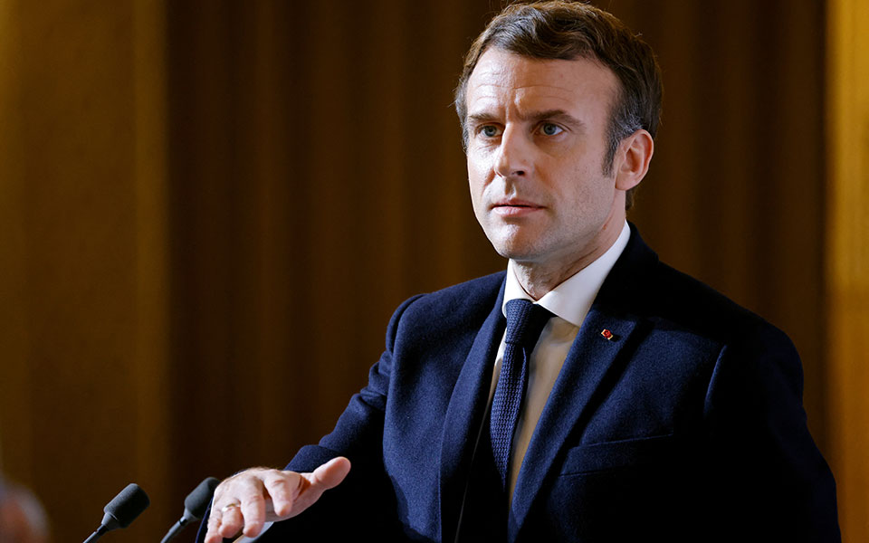 γαλλία-η-γερουσία-ενέκρινε-το-εμβολια-561667480