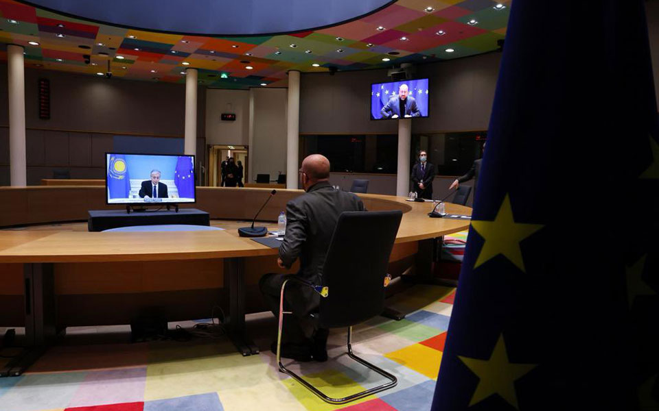 ε-ε-καζακστάν-επικοινωνία-σαρλ-μισέ-561662536