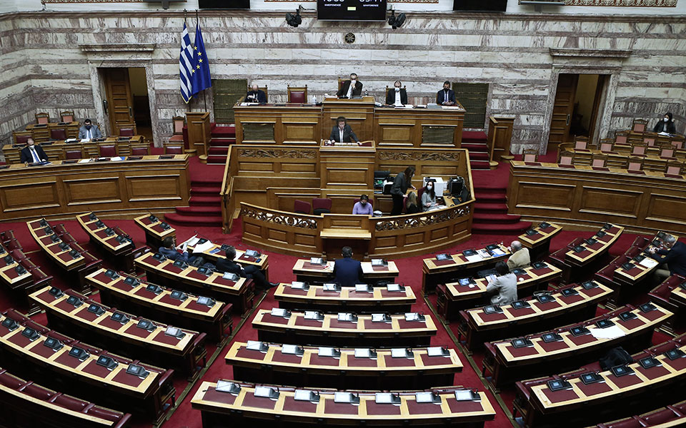 στη-βουλή-ο-νέος-αναπτυξιακός-νόμος-561669886