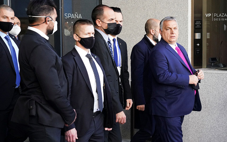 οι-ευρωπαίοι-ακροδεξιοί-ενώνουν-δυνά-561695185