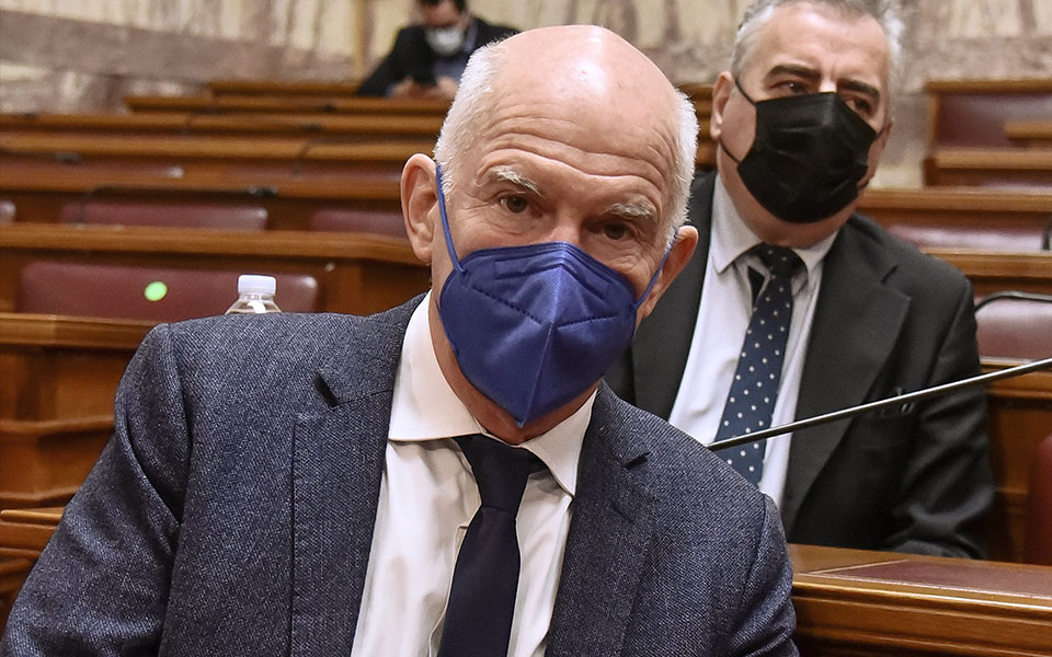 ο-γιώργος-παπανδρέου-εκλέχτηκε-πρόεδ-561691396