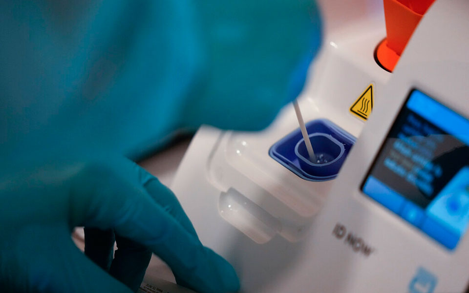 άδωνις-γεωργιάδης-κάτω-από-τα-60-ευρώ-το-pcr-561655312