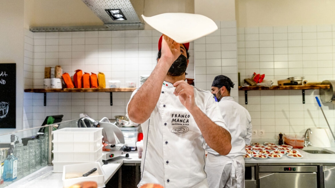 franco-manca-η-πιτσαρία-απ΄το-λονδίνο-έφτασε-στη-561669604