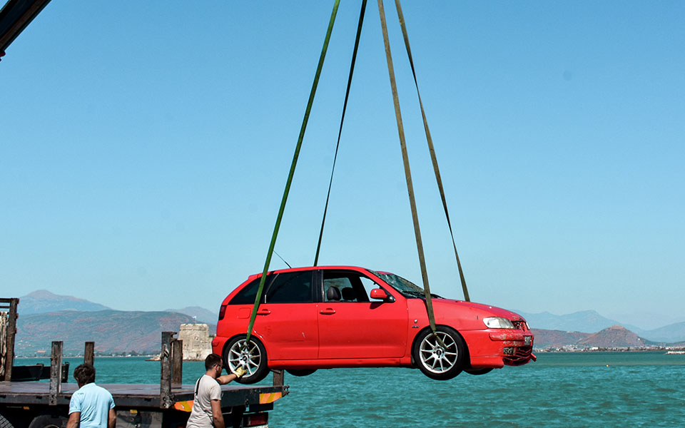 κεφαλονιά-νεκρή-ανασύρθηκε-οδηγός-αυ-561685912