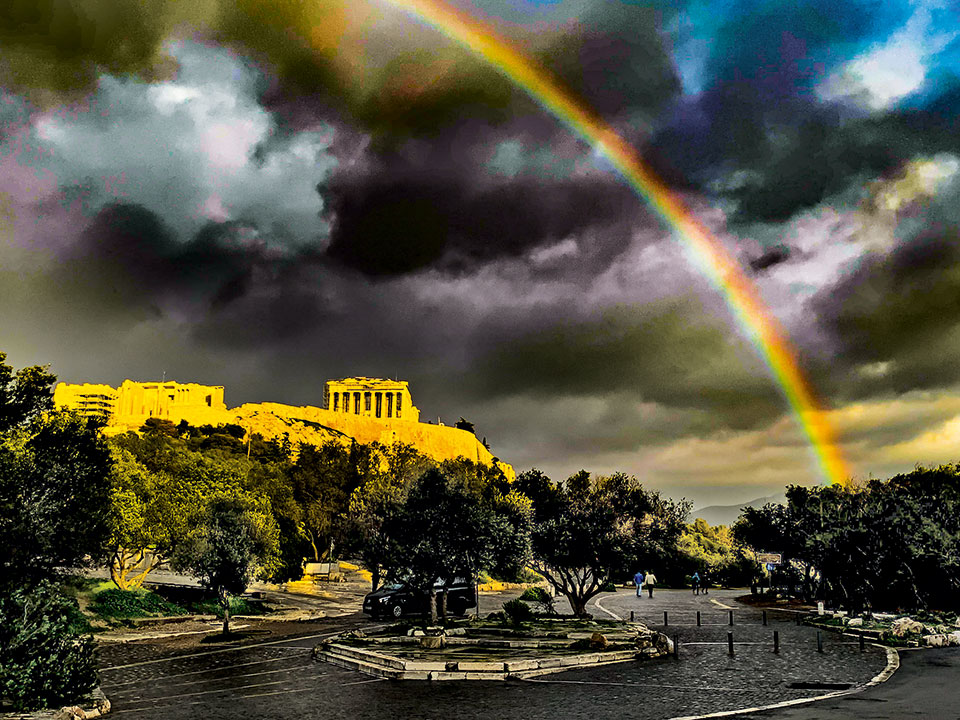 Διαβάστε στην «Καθημερινή της Κυριακής»-4