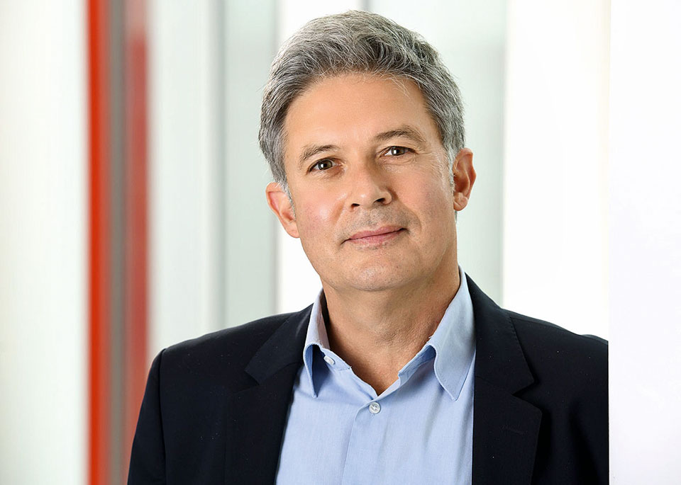 Ο Εκχαρντ Βολφ στην «Κ»: Γενετική τροποποίηση χοίρων στη Γερμανία-1