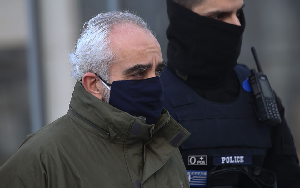 δίκη-ψευτογιατρού-η-σκλήρυνση-κατ-561678454