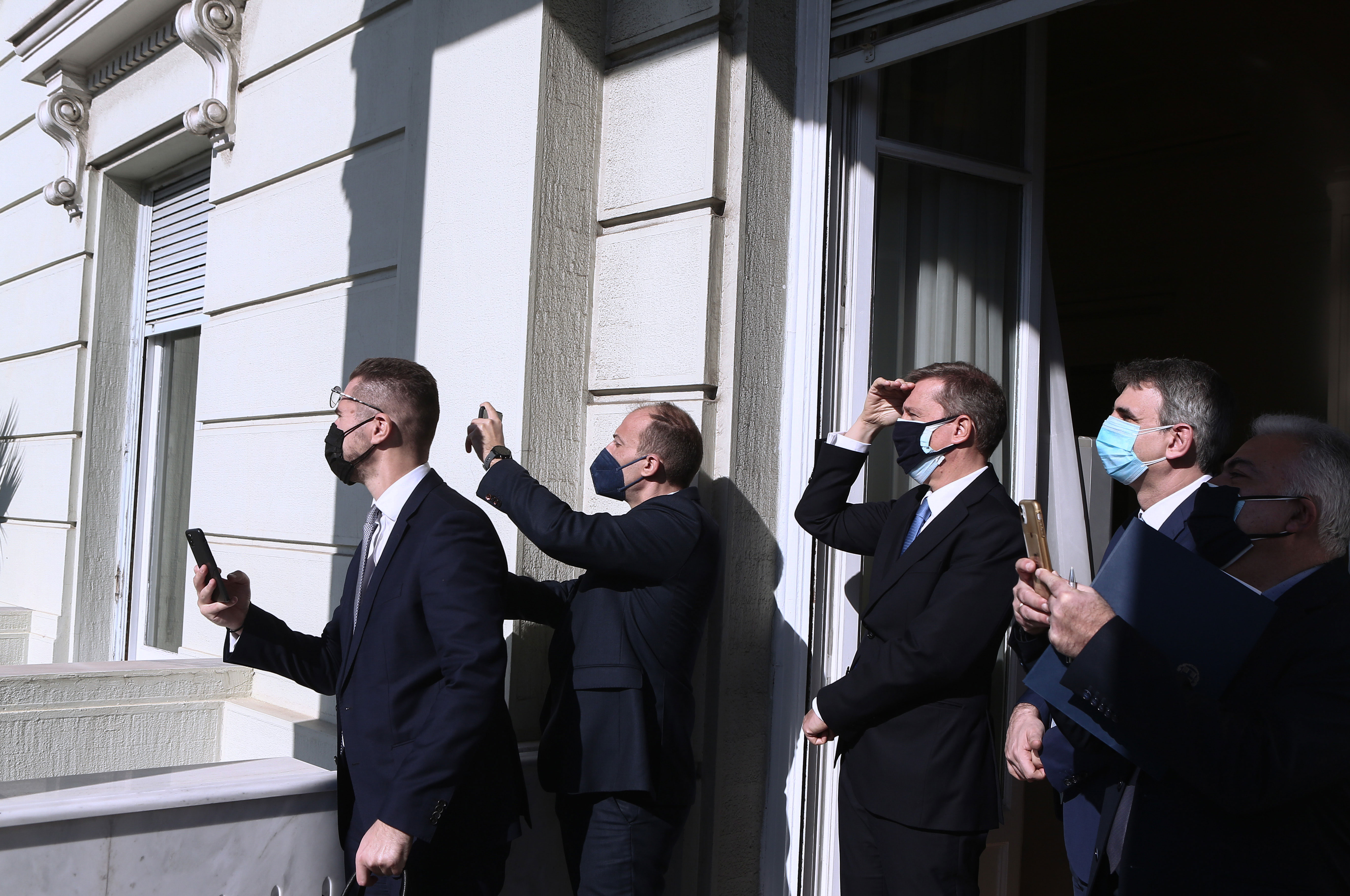 Τα Rafale από το μπαλκόνι του ΥΠΕΞ – Το tweet του Νίκου Δένδια-1