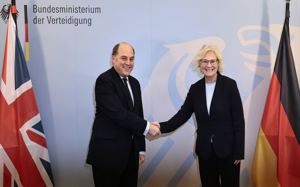 βρετανία-δεν-κρίνουμε-τη-γερμανία-για-561688864