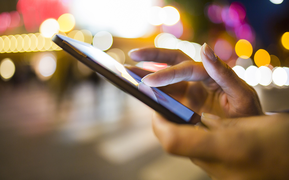 κινητή-τηλεφωνία-χαμηλότεροι-λογαρι-561655468