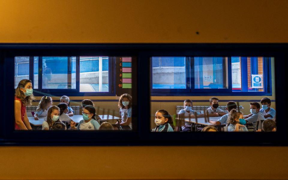 κορωνοϊός-ισπανία-οι-μαθητές-θα-επι-561655762