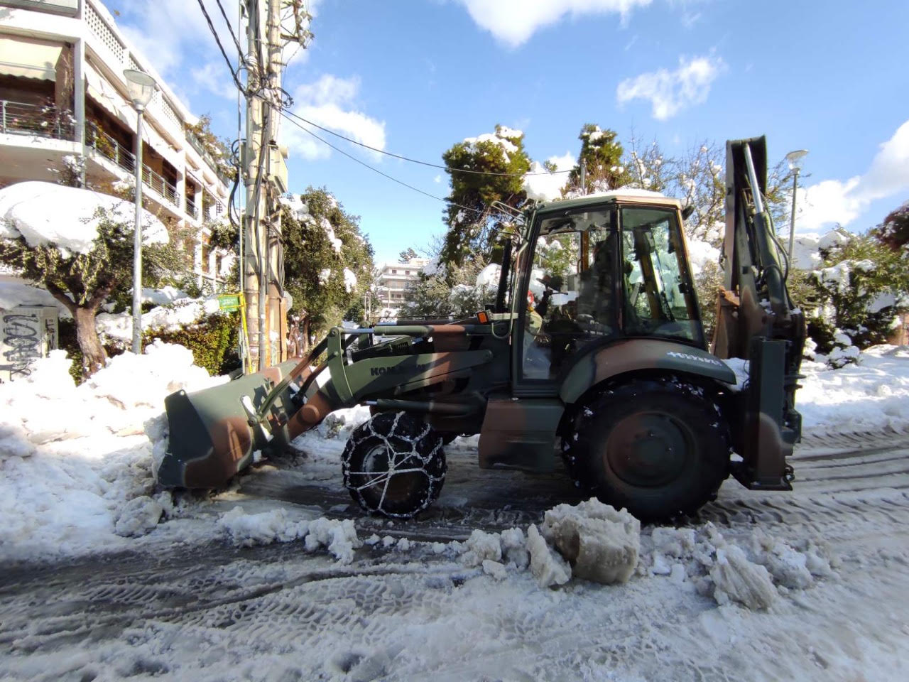 Κακοκαιρία «Ελπίδα»: Η συνδρομή των Ενόπλων Δυνάμεων στην αντιμετώπιση των προβλημάτων-1