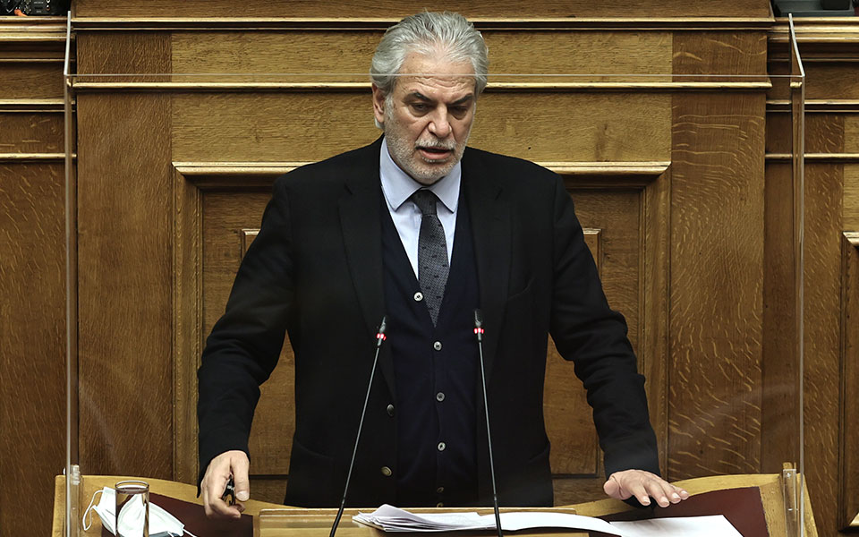 επιλύεται-το-ζήτημα-της-οφειλής-της-ελ-561679678