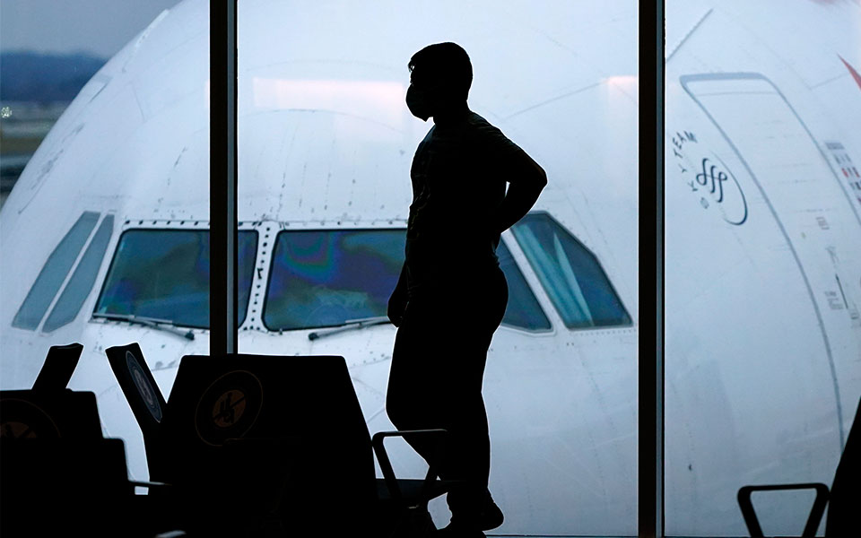 κορωνοϊός-ελβετία-χωρίς-τεστ-η-είσο-561676687