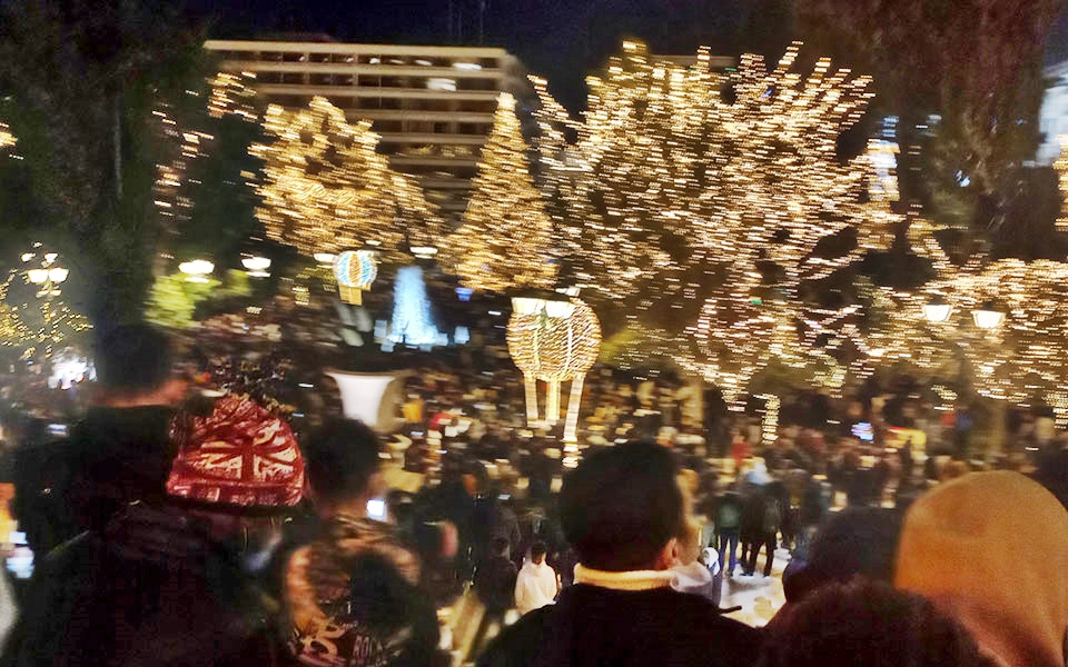 Πρωτοχρονιά στο Σύνταγμα: Ο συνωστισμός των Πακιστανών και οι αντιδράσεις-2