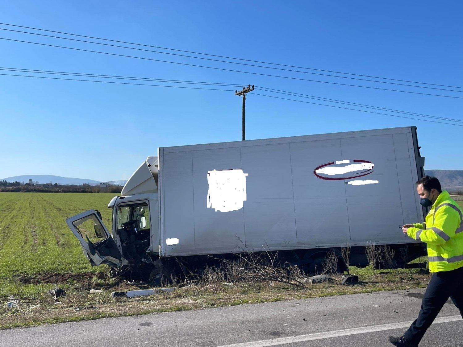 Τροχαίο δυστύχημα με έναν νεκρό στον δρόμο Λάρισα – Τύρναβος (εικόνες)-3
