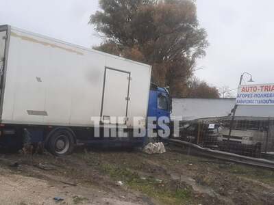 Τροχαίο δυστύχημα στην Πατρών-Πύργου: Νεκρή μία κοπέλα 17 ετών (εικόνες)-1