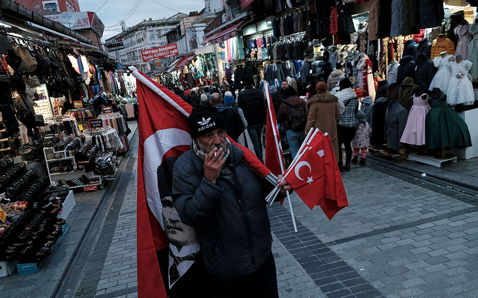 τουρκία-νέο-αρνητικό-ρεκόρ-με-πάνω-από-561689884