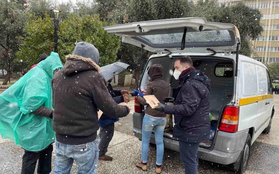 κακοκαιρία-ελπίς-ο-οκανα-διένειμε-γ-561683752