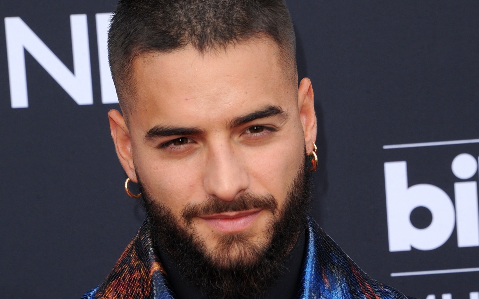 versace-ο-maluma-είναι-το-πρόσωπο-νέας-διαφημιστι-561688051