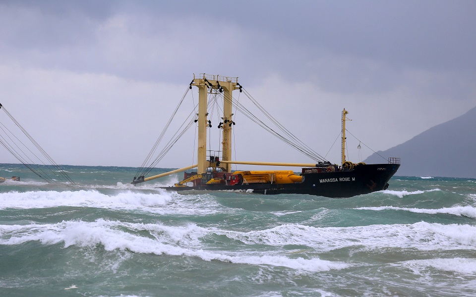 προσάραξη-πλοίου-στον-όρμο-κισσάμου-ο-561695065