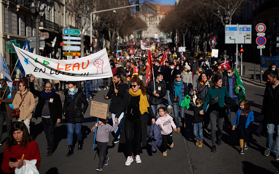 γαλλία-κλειστά-σχολεία-σήμερα-οι-δά-561667861