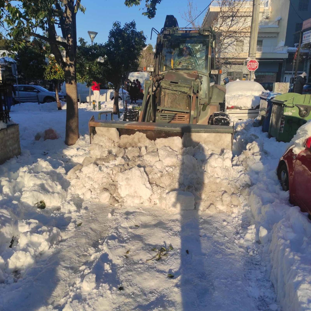 Κακοκαιρία Ελπίδα: Ο στρατός στη μάχη του αποχιονισμού (εικόνες)-10