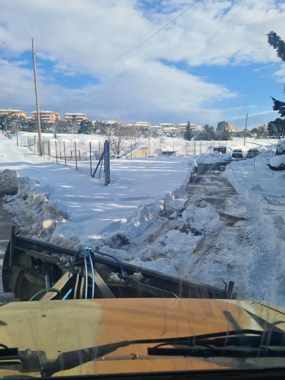 Κακοκαιρία Ελπίδα: Ο στρατός στη μάχη του αποχιονισμού (εικόνες)-6