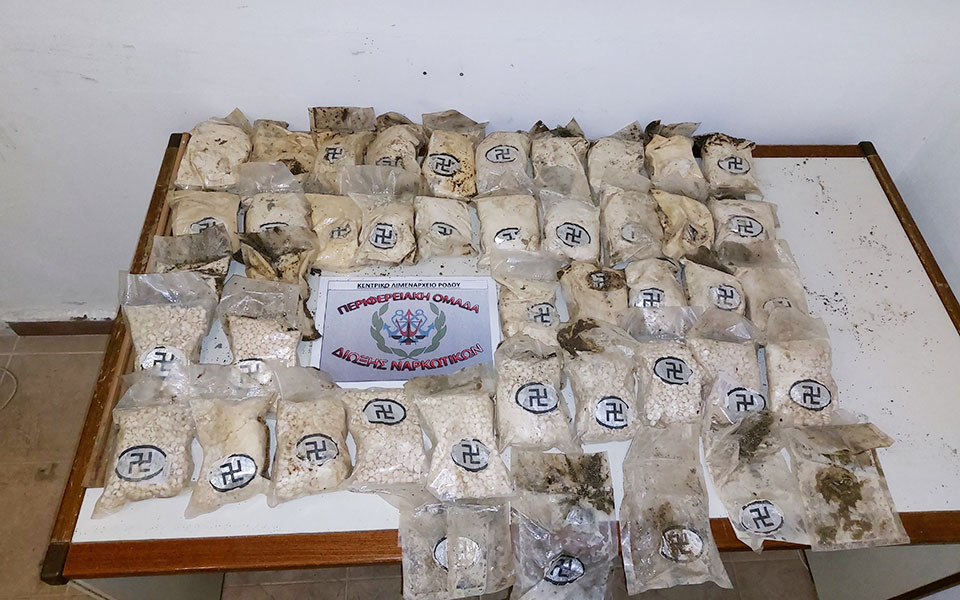 χιλιάδες-χάπια-captagon-στις-ακτές-της-ρόδου-561721339