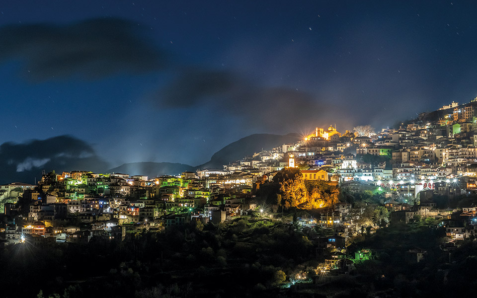 αράχωβα-φύγαμε-για-σαββατοκύριακο-στ-561698977