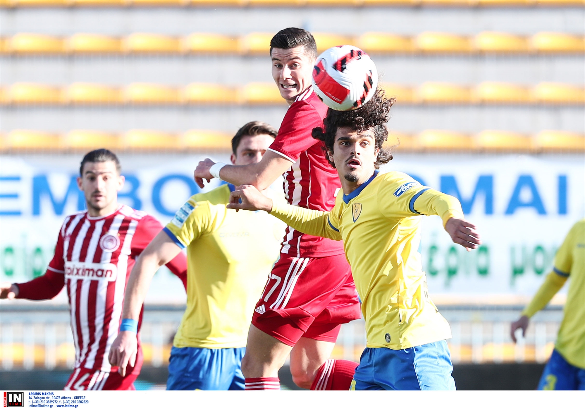 κύπελλο-με-αλλαγές-για-ανατροπή-και-πρ-561709810