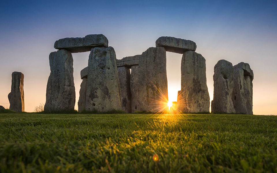απομυθοποίηση-της-ύπαρξης-του-στόουν-561727900