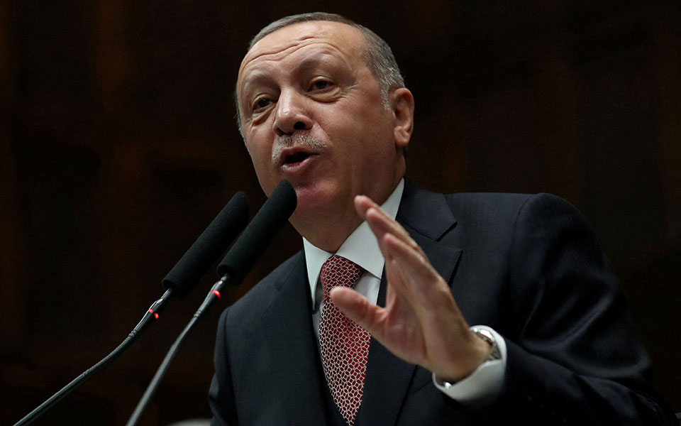 εμπρηστική-επίθεση-ερντογάν-κατά-ελλ-561700936