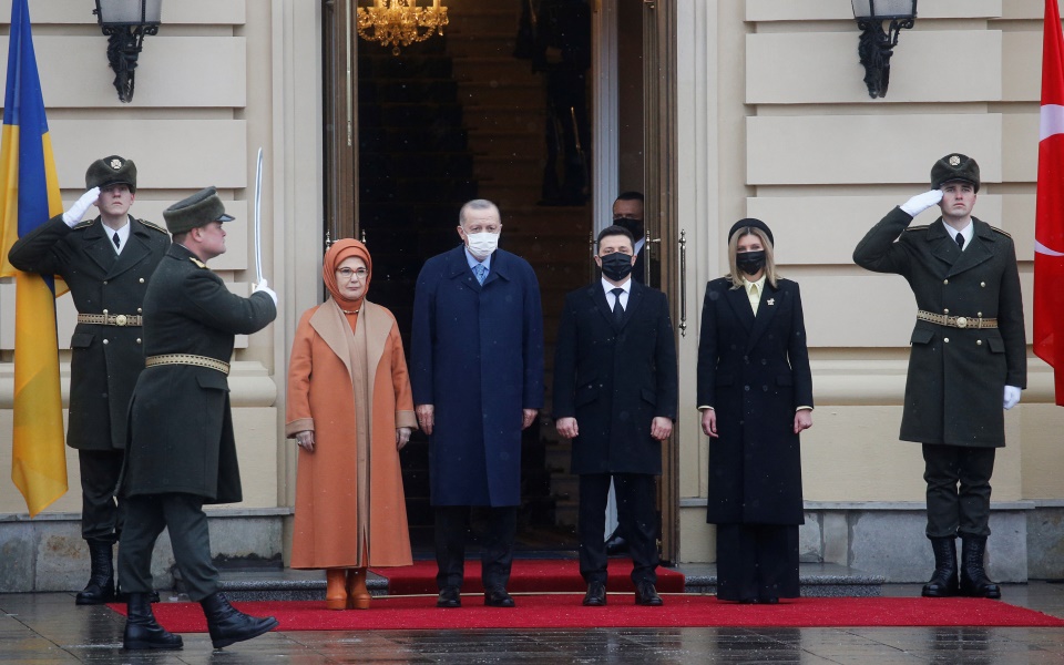 ουκρανικό-βολές-ερντογάν-κατά-μπάιντ-561703120