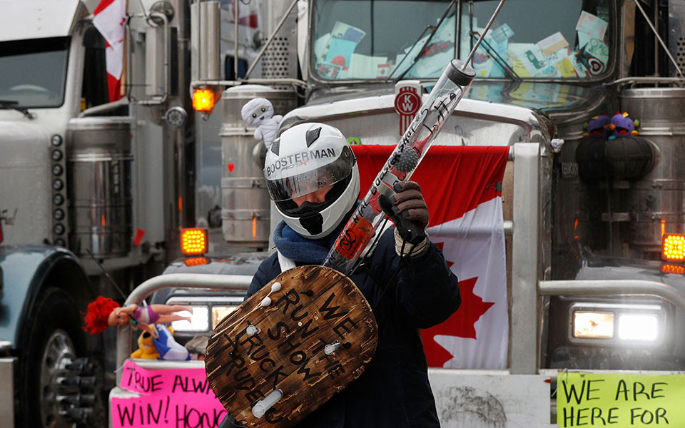 Καναδάς: Παραλύει την Οττάβα η πρωτοφανής πολιορκία των αντιεμβολιαστών-2
