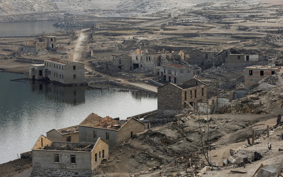 ισπανία-αναδύθηκε-χωριό-φάντασμα-π-561714538