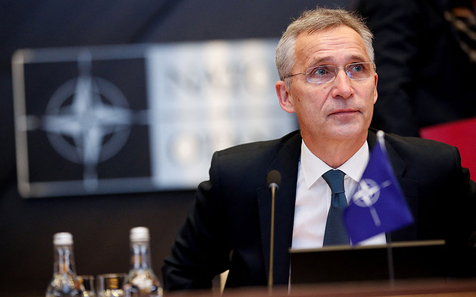 νατο-η-ρωσία-αναζητεί-πρόσχημα-εισβολ-561723733