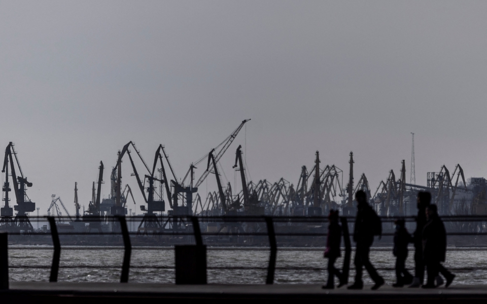 ουκρανικό-εννέα-ελληνικά-εμπορικά-πλ-561735286