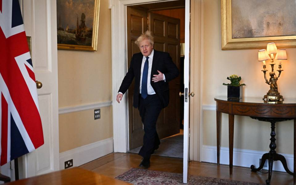 τζόνσον-προς-nato-το-swift-να-χρησιμοποιηθεί-κ-561737413