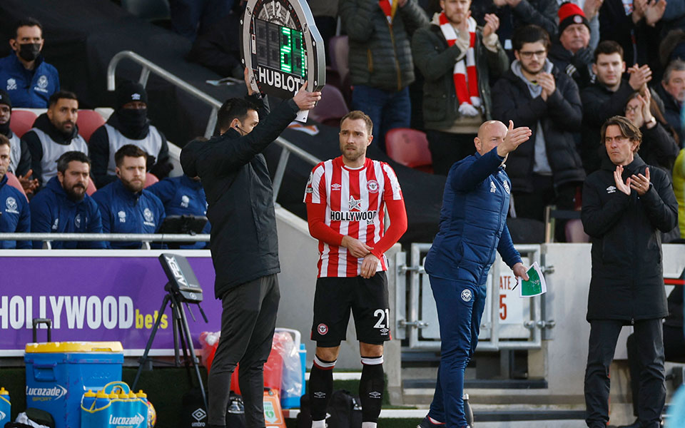 επέστρεψε-στα-γήπεδα-ο-κρίστιαν-έρικσ-561739960