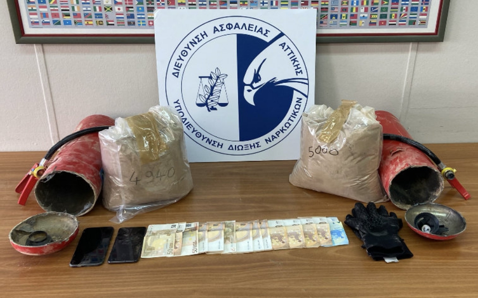 κερατσίνι-έκρυβαν-10-κιλά-ηρωίνη-σε-πυρ-561729682