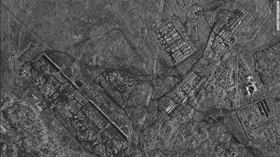 CNN: Μετακινούνται πιο κοντά στα ουκρανικά σύνορα οι ρωσικές δυνάμεις-2