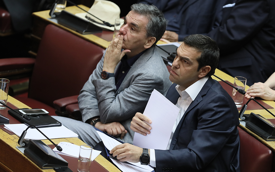 ευκλείδης-τσακαλώτος-η-απάντηση-στα-561729568