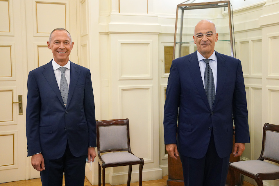 ρώσος-πρέσβης-η-μόσχα-αντιμετωπίζει-τ-561712474